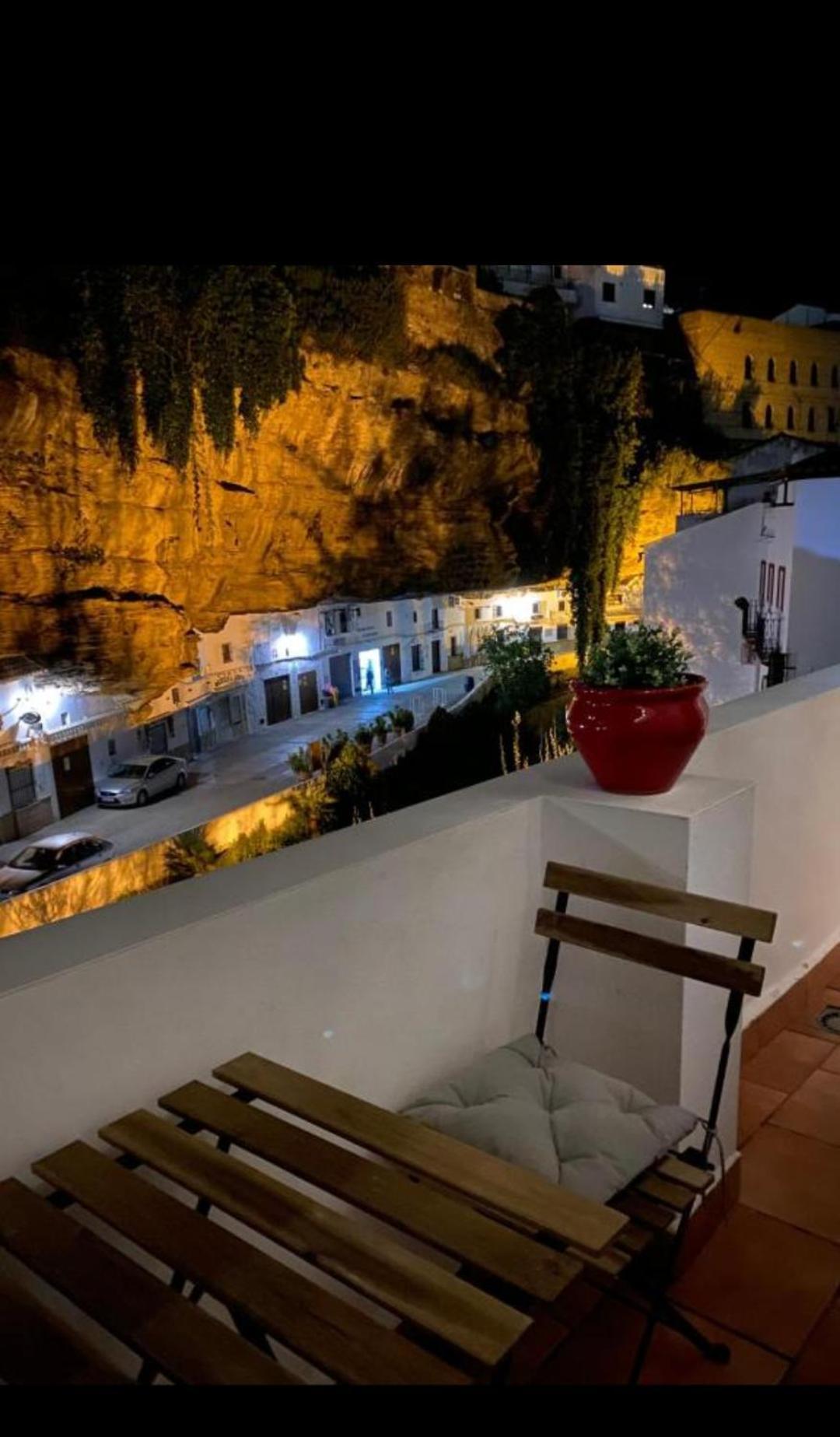 Setenil De Las Bodegas Casa Bajo La Roca 빌라 객실 사진